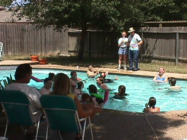 Pool.jpg (67997 bytes)